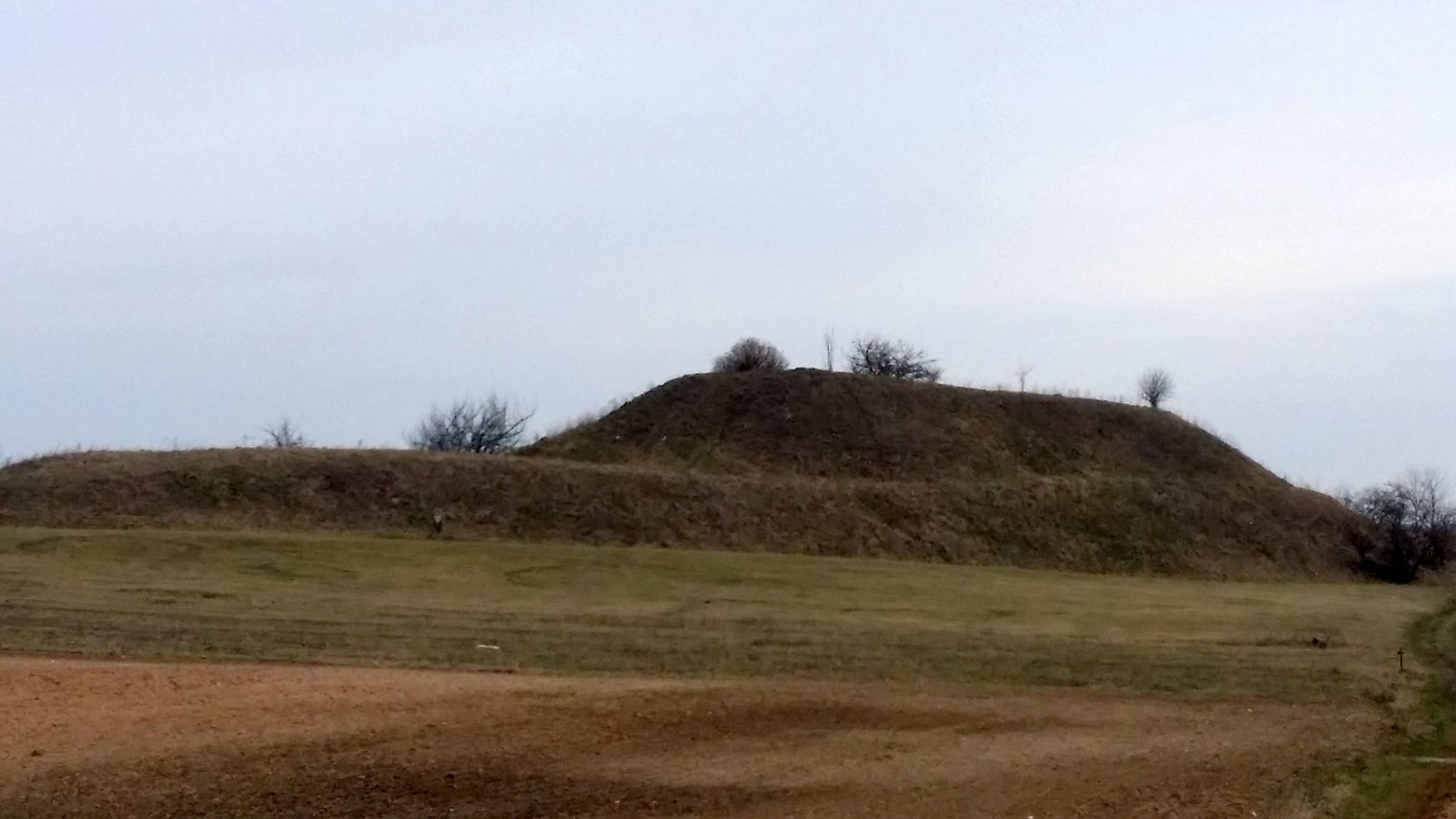Read more about the article Mound of Padovinys
